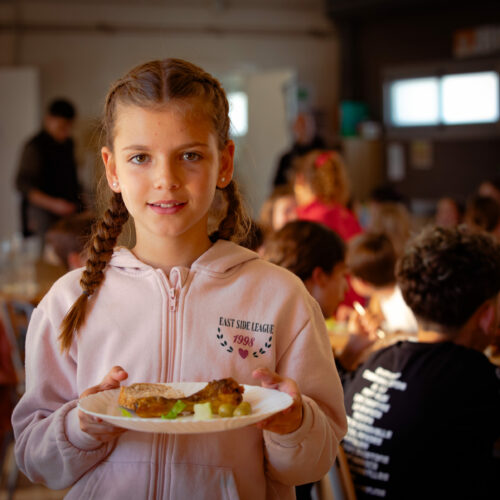 Grup Bon Preu proporcionará más de 36.000 comidas a los escolares catalanes