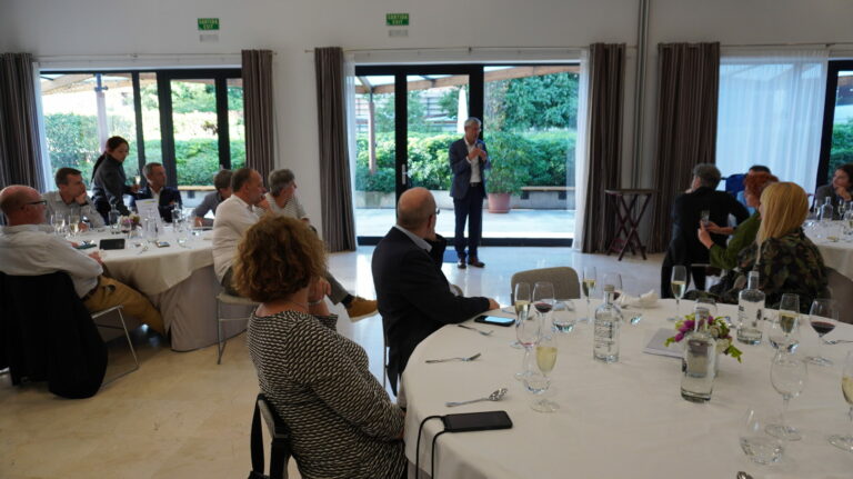 2025-11-06 Dinar-col·loqui 1s executius amb Ramon Pastor (16)