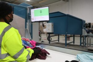 Fundació Formació i Treball centre tractament tèxtil (2)